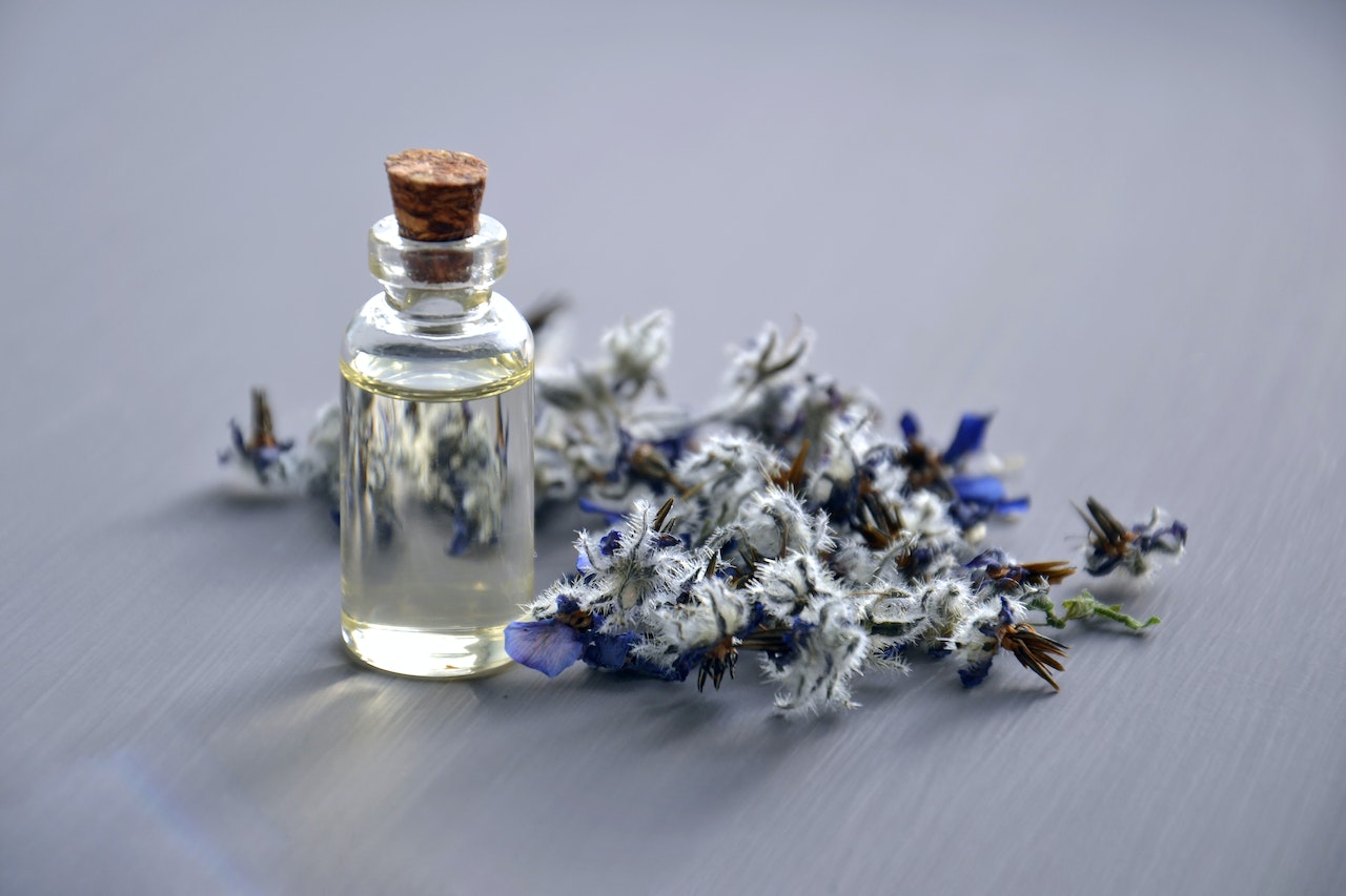 Wholesale Perfumes & Fragrances: A Comprehensive Guide